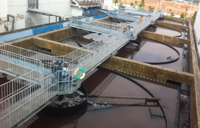 ʯ����ˮ̎��